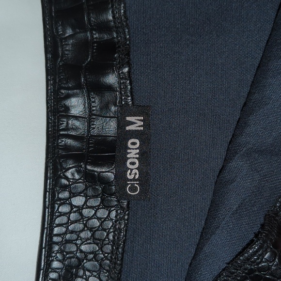 Snakeskin mini skirt - Picture 5 of 5